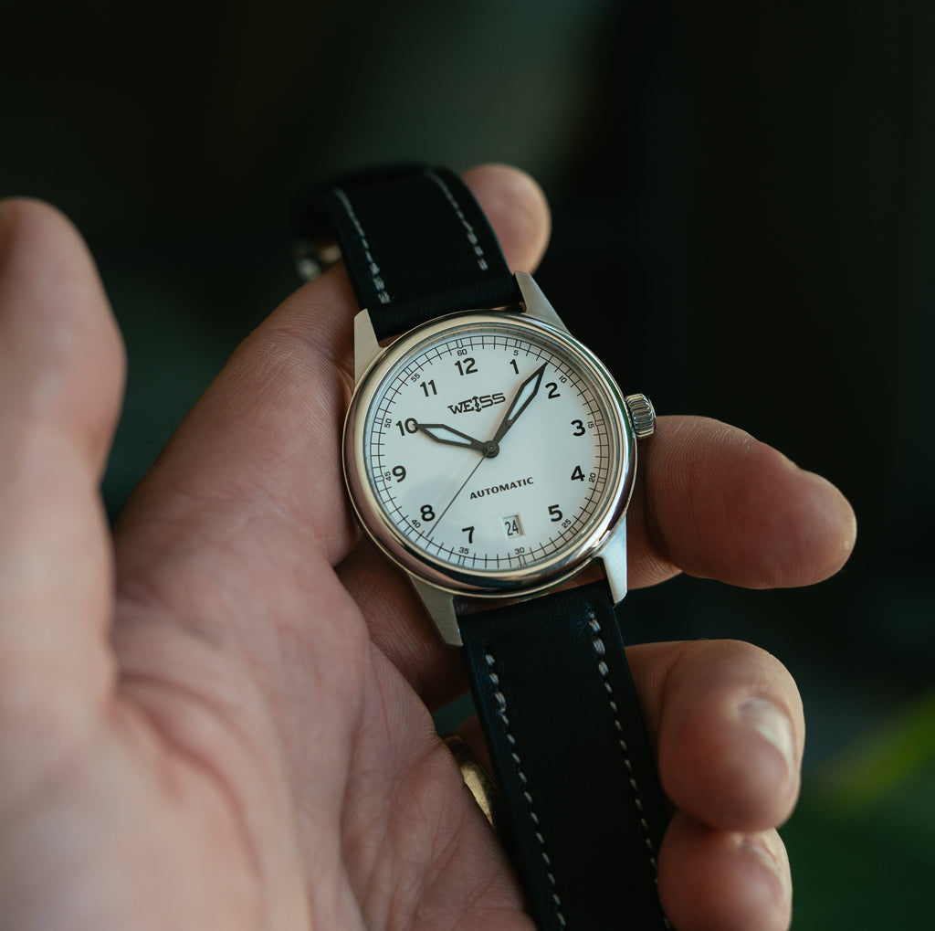 Montre de terrain automatique standard de 38 mm avec date
