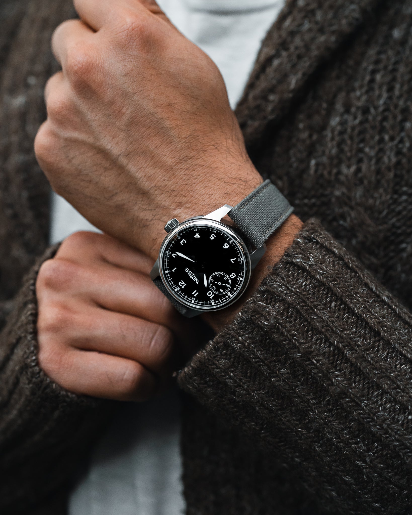 Apple Watch Series 3 MTF32HN/A GPS 42mm Aluminium Case Smart Watch (Space  Grey) | Vijay Sales
